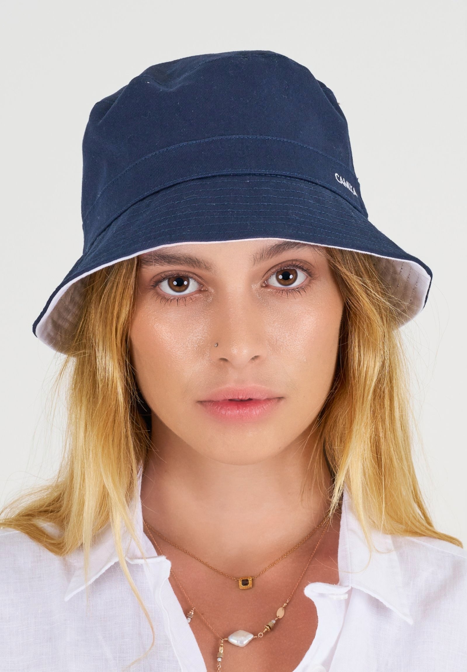 Beckie Bucket Hat in Pure French Linen Reversible Two Colours White Navy