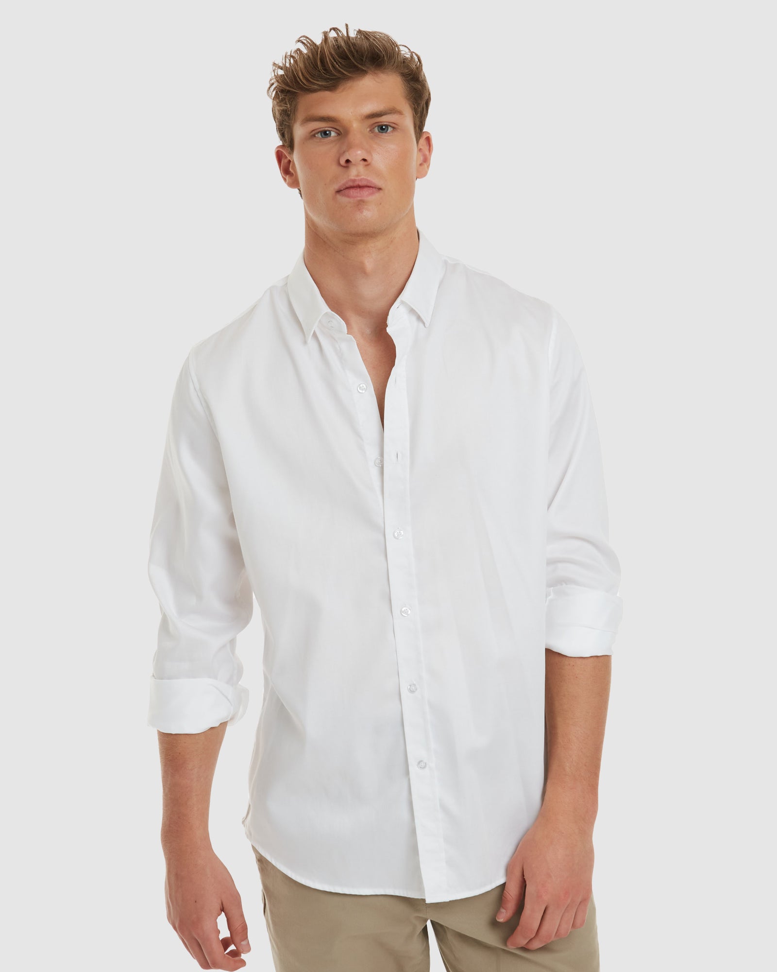 Casual white store button down shirt