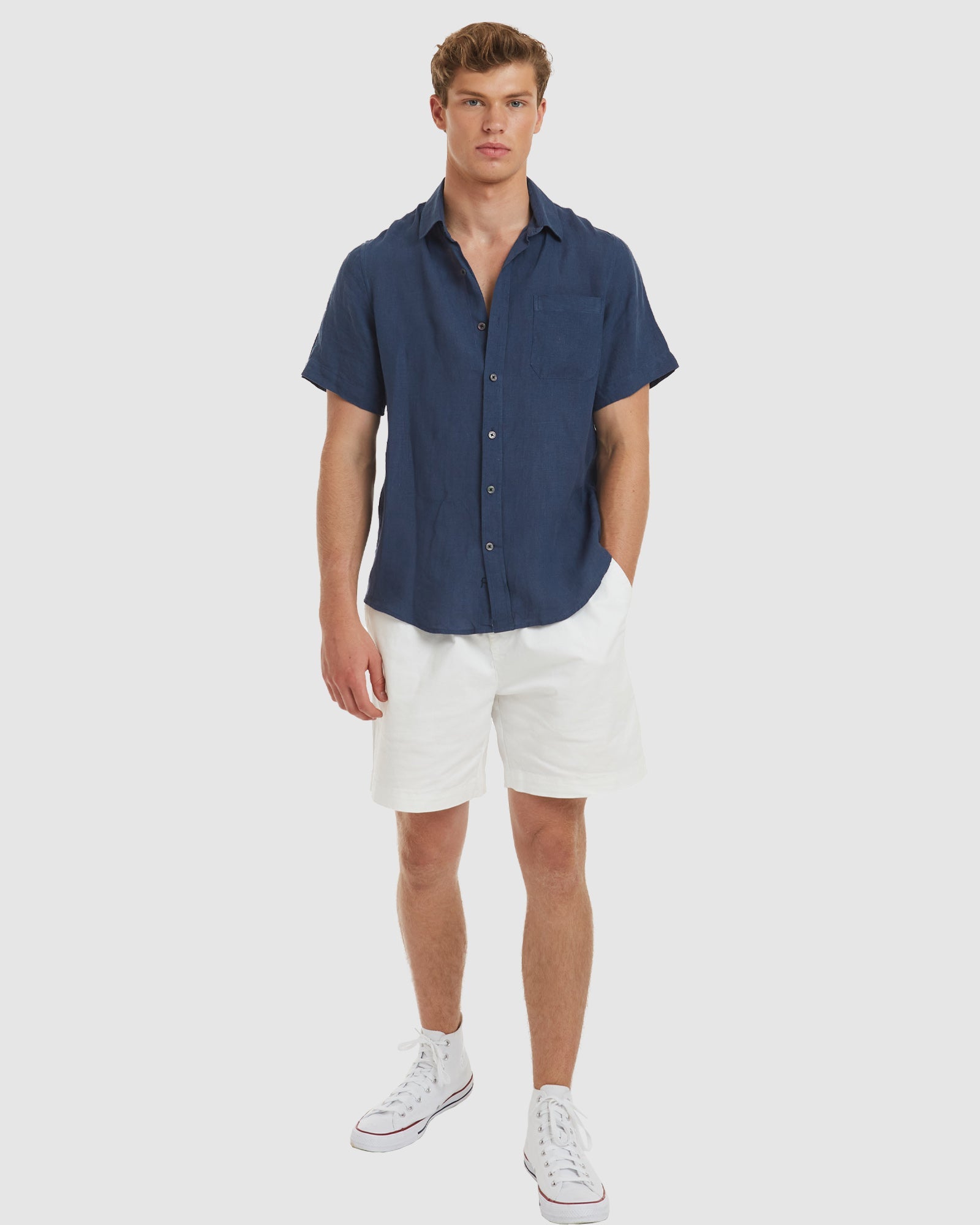 Navy shirt white on sale shorts